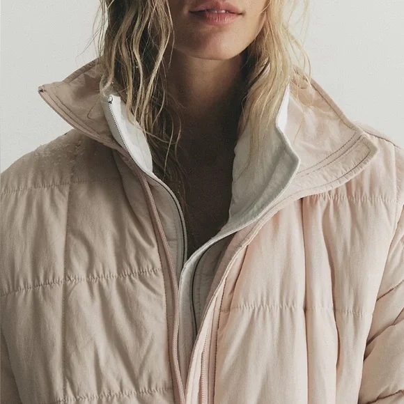 Free People Movement Iconic Beanie – Cream Silver – New with Tag - Picture 2 of 6